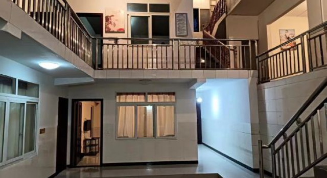 Yanqixuan Xiaoshe Homestay, Prenota Hotel Chengdu Sichuan
