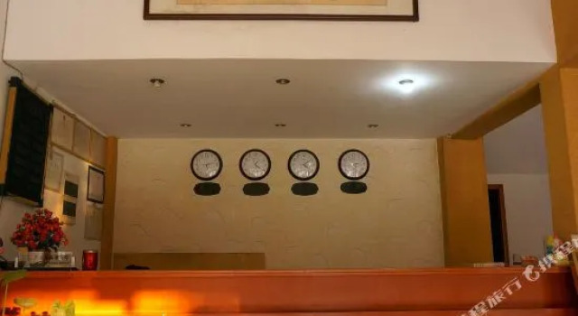 OYO Ningbo Lingxiu Hotel, Buchen Sie Hotel Yinzhou Ningbo