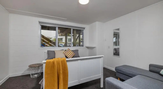 Waterfront Beach House - Paihia Holiday Home, Buchen Sie Hotel Paihia 