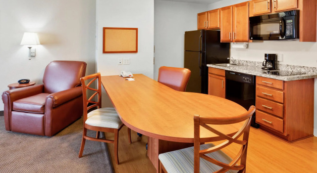 Двухместный люкс c 1 комнатой Candlewood Suites Hazleton by IHG