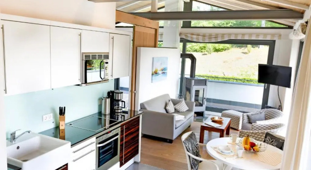 Villa Paula in Sellin - Penthouse mit Kamin und Dachterrasse, Book Villa Hotels in Usedom with a Pool, Swimming Pool
