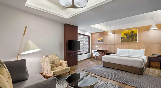 Полулюкс Howard Johnson by Wyndham, Kolkata Airport