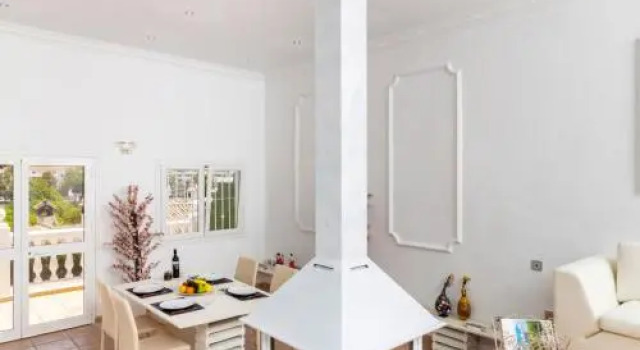 Holiday Home Villa Ebano, Забронировать Вилла Коттеджи Бенальмадена, рядом с Музей доколумбового искусства, Коттедж