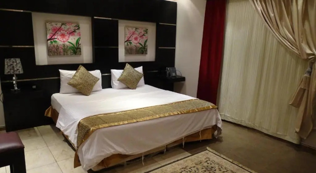Comfort Inn Al Taawon, Buchen Sie Hotel Riad 