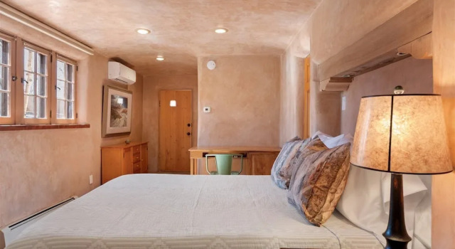 Casita Arbolito - Enchanting Hideaway, Walk to The Plaza, Varaa Lomakoti Santa Fe New Mexico