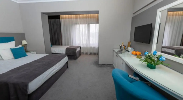 Трёхместный номер Standard Hotel Dumbrava