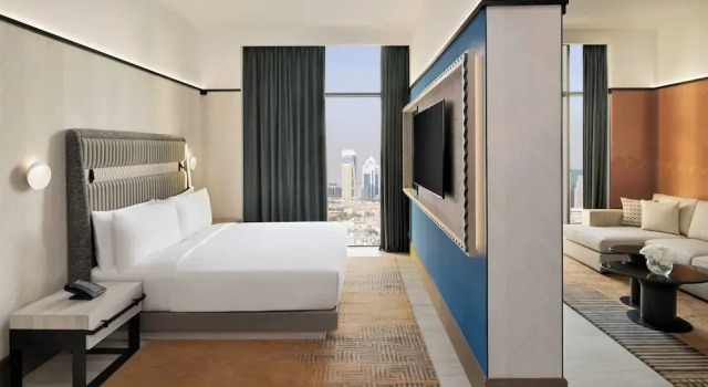 Полулюкс Crowne Plaza Riyadh Al Takhassusi By IHG