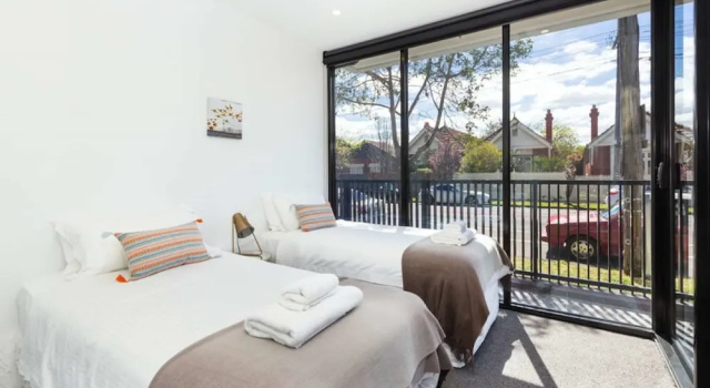 Апартаменты с 3 комнатами Executive 3 br Caulfield North