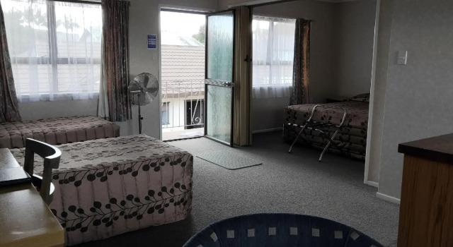 Люкс Cypress Court Motel