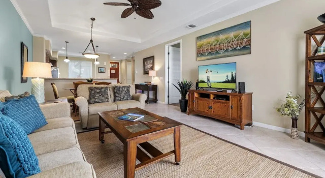 Waikoloa Beach S H32 2 Bedroom Condo by RedAwning