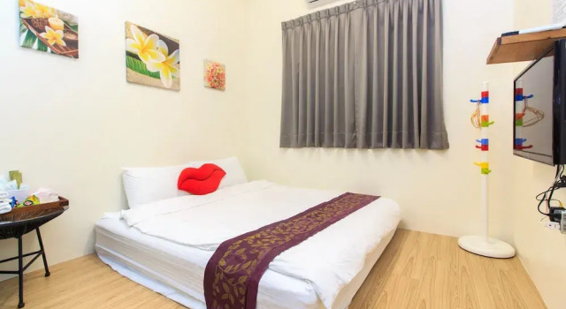Camera Economy Qk B&B