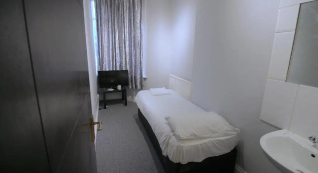 Номер Standard Clock House Hotel London Croydon