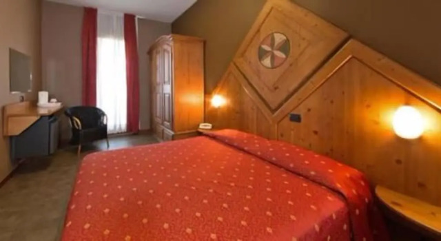 Двухместный номер Economy с балконом Smeraldo apartments