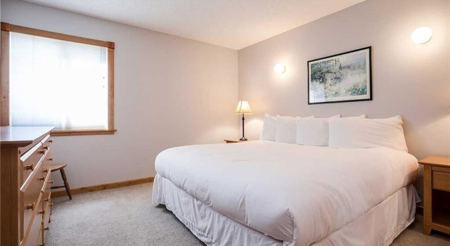 RidgeCrest Condominiums - 307