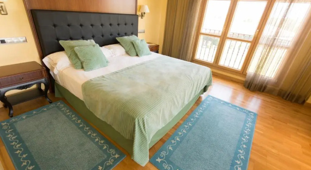 Полулюкс Hotel Torremilanos