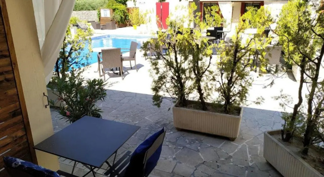Двухместный номер Comfort Hôtel Le Mas Des Amandiers