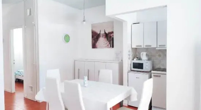 Апартаменты Comfy Apartment With Pool Access