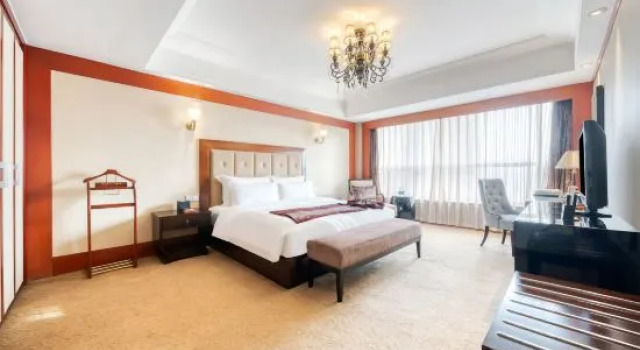 Люкс с видом на реку Ramada Plaza Chongqing North