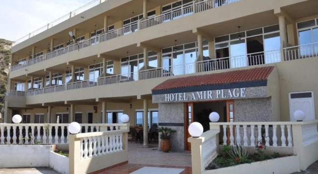 Amir Plage, Rezerwuj Hotel Hotele w Tanger-Tetouan z parkingiem, Parking
