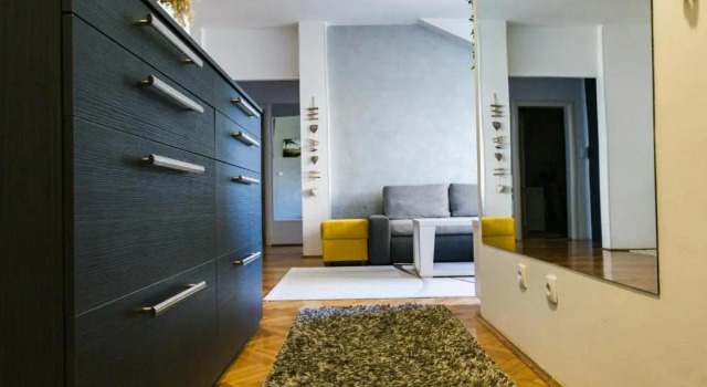 FAMILY CORNER-2bedroom apartment with free parking