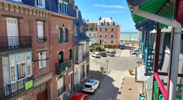 Апартаменты Charmante Villa plein SUD 50m de la plage - Balcon vue latérale sur Mer - équipée de la Fibre, Wifi, internet