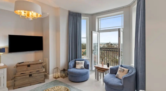10 Mansion House - Indoor Pool Sea Views Gym