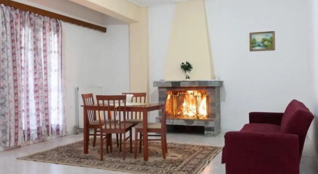 Elatos Apartments, Book Apartment Klitoria Helmos