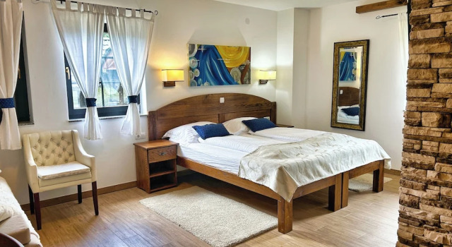 Семейный номер Standard с видом на сад B&B Villa Plitvica