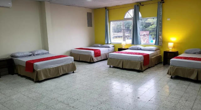 Четырёхместный номер Economy Hotel El Dorado