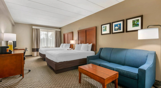 Четырёхместный люкс Comfort Inn & Suites Wildwood - The Villages