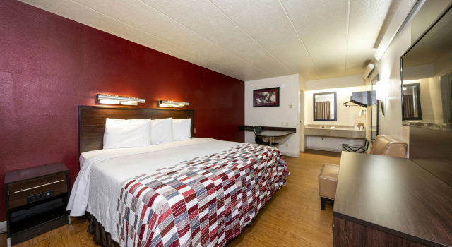 Red Roof Inn Chicago - Lansing, Book Hotel  