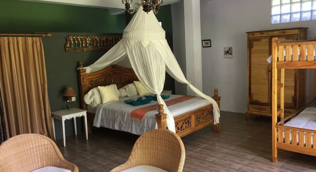 Griya Jungutan Homestay, Rezervovat Hotel Hotely v Bali se snídaní, Snídaně
