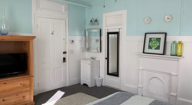 Deluxe Doppel Zimmer mit Stadtblick Woodbridge Inn & Tavern