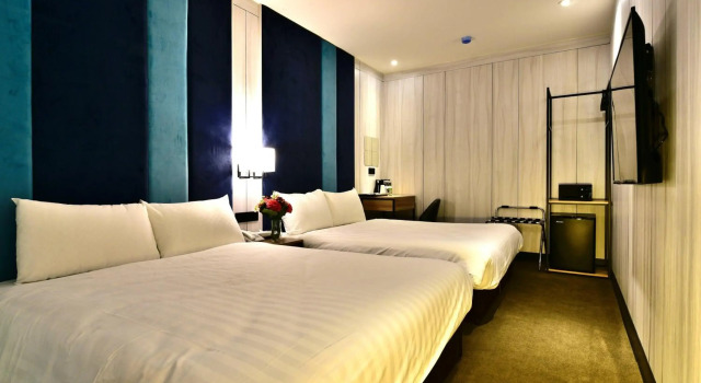 Mayer Inn
