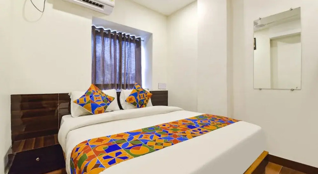 Hotel Sri Krishna