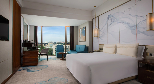 Grand Millennium HongQiao Shanghai, Book Hotel Hotels in Shanghai Area with a Pool, Swimming Pool