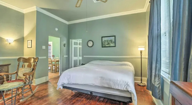Коттедж Pet-Friendly Home with Yard 3 Mi to Dtwn Houston!