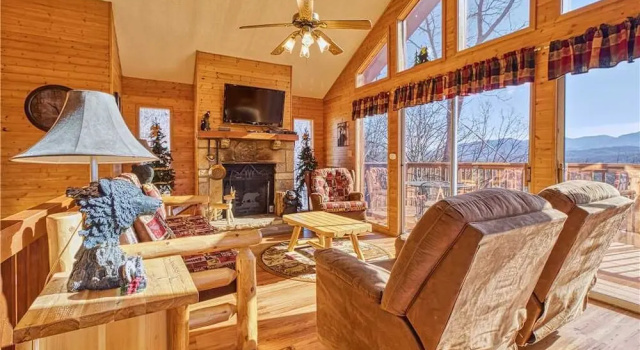 Black Bear Lookout - Two Bedroom Cabin