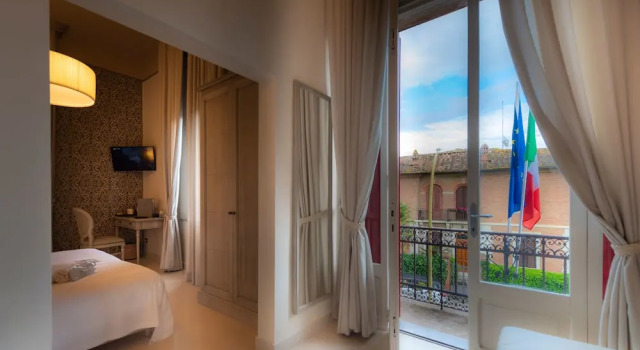 Трёхместный номер Deluxe с балконом Villa Elda Boutique Hotel