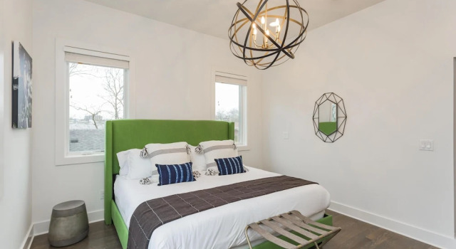 Bach Plex Sleep up to 48! Downtown Views & Tons of Outdoor Space!, Забронировать Дом для отпуска Нэшвилл Теннесси, рядом с Медицинский колледж Мегарри