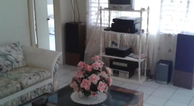 Hugos Guest House