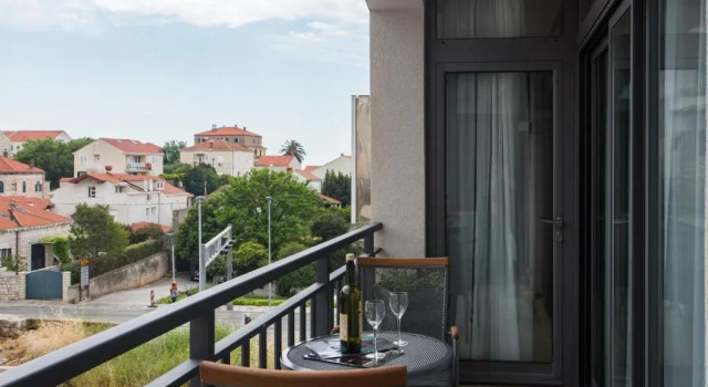 Апартаменты Deluxe с 2 комнатами с балконом и с видом на город Apartments ZoomZoom