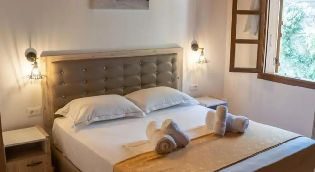 Трёхместный номер Deluxe Hotel Kapllani