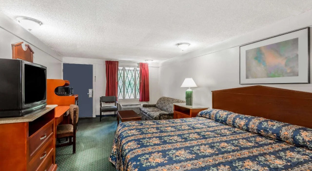 Knights Inn Columbia Airport/Cayce, Забронировать Отель Отели Южной Каролины с бассейном, Бассейн