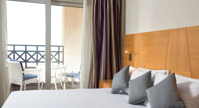 Porto El Jabal Resort, Rezerwuj Ośrodek wypoczynkowy Hotele w Ajn Suchna z basenem, Basen