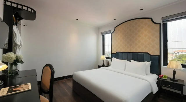 Двухместный номер Deluxe с видом на озеро Phat Diem Plaza Hotel