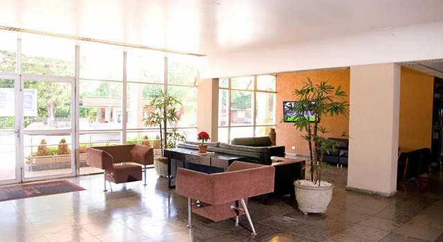 UpFront Hotel Lanville