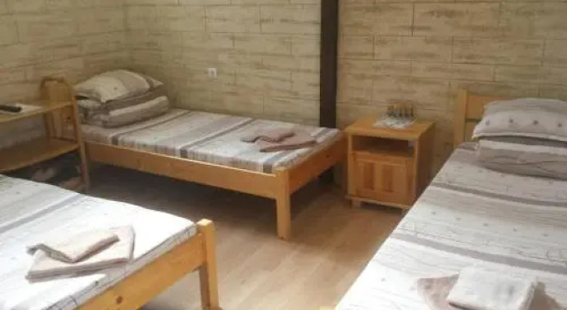 NiYa Guest House, Reserva ahora Hostal o pensión Hoteles en Kyustendil con aparcamiento, Aparcamiento