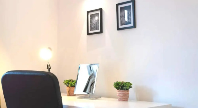 The New52 - A Modern 2 Bed Apartment Located in the Heart of Oxford City