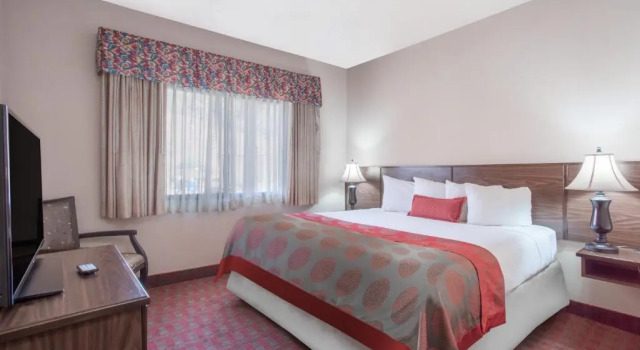 Двухместный люкс c 1 комнатой Ramada by Wyndham St George
